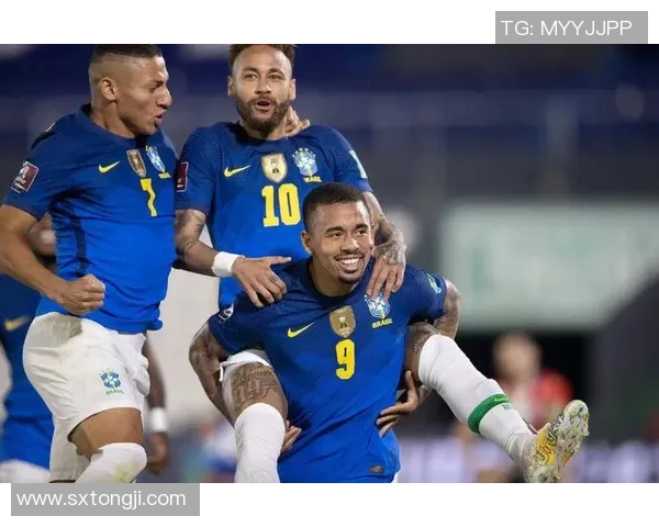 重庆足球队以96分领跑世锦赛积分榜展现强劲实力